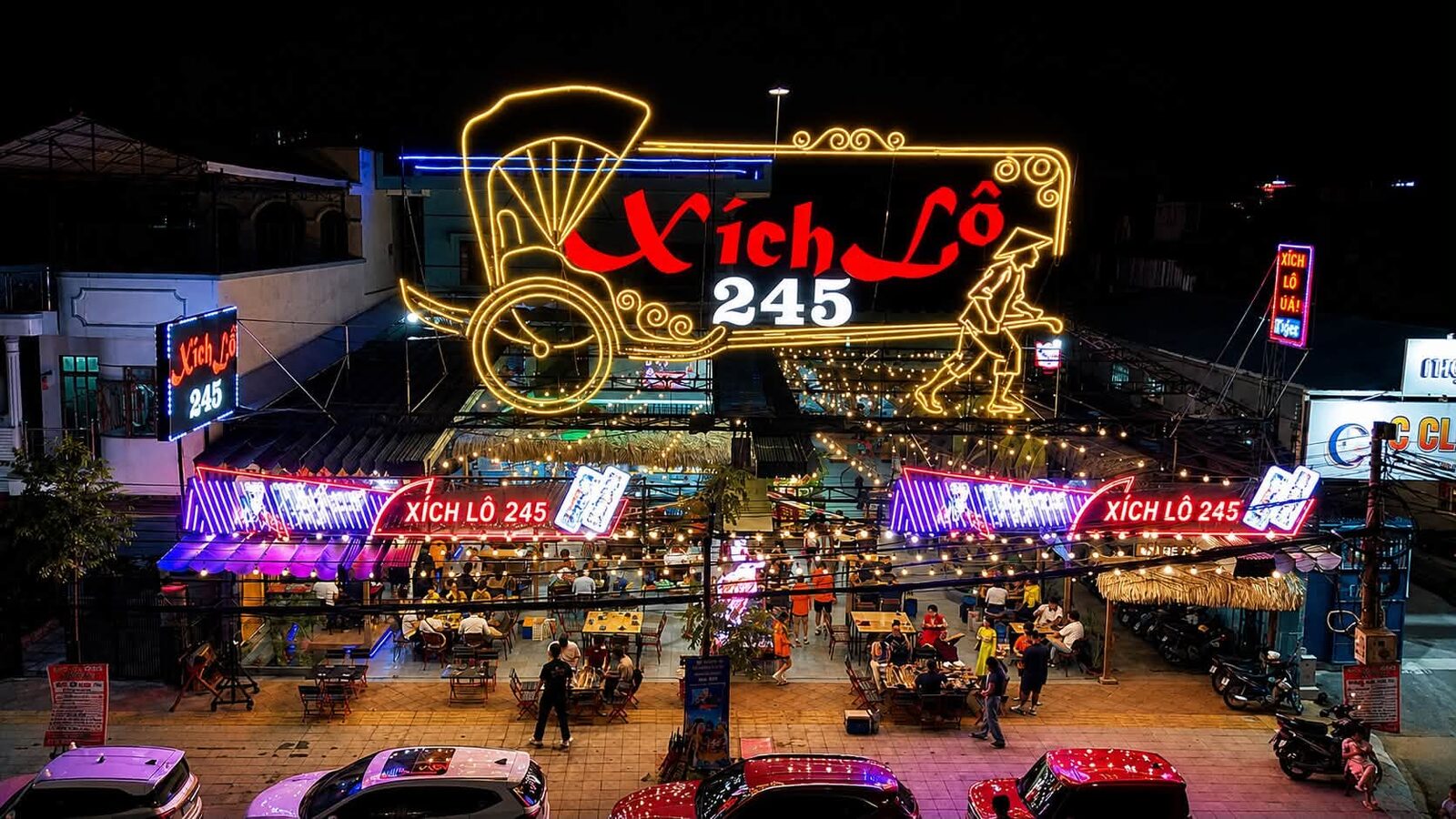 Bảng hiệu Xích Lô 245 do Hưng Thịnh thực hiện